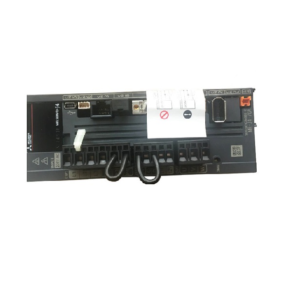 Mitsubishi MELSERVO-J4 Series Servo Amplifier 700W MR-J4-70A