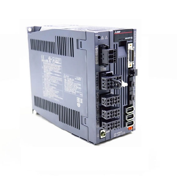 Mitsubishi MELSERVO-J4 Servo Amplifier With Drive 200W MR-J4W3-222B